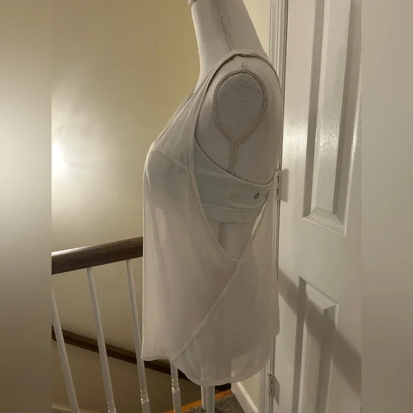 Lululemon Light and Breezy Tank - Picture 2 of 15